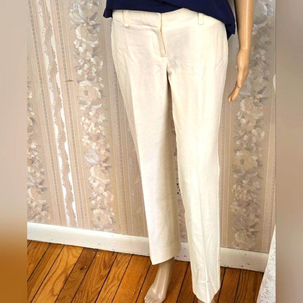 Ann Taylor Cream Straight Leg Pants EUC